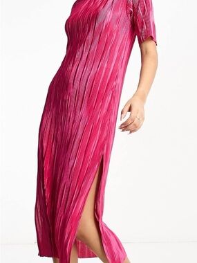 Y.A.S. Plisse Midi Dress with Side Slit in Magenta Pink